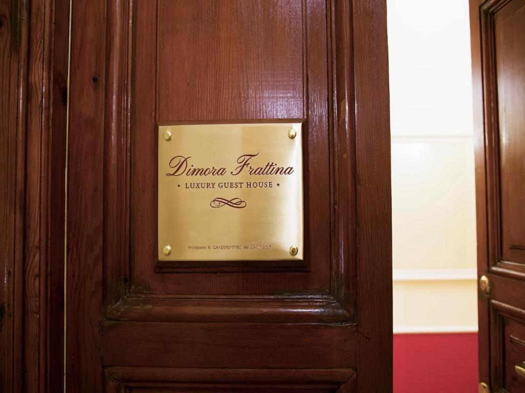 Hotel Dimora Frattina à Rome Extérieur photo