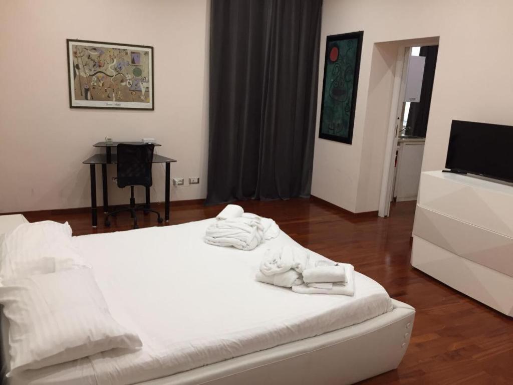 Hotel Dimora Frattina à Rome Extérieur photo
