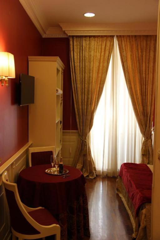 Hotel Dimora Frattina à Rome Extérieur photo