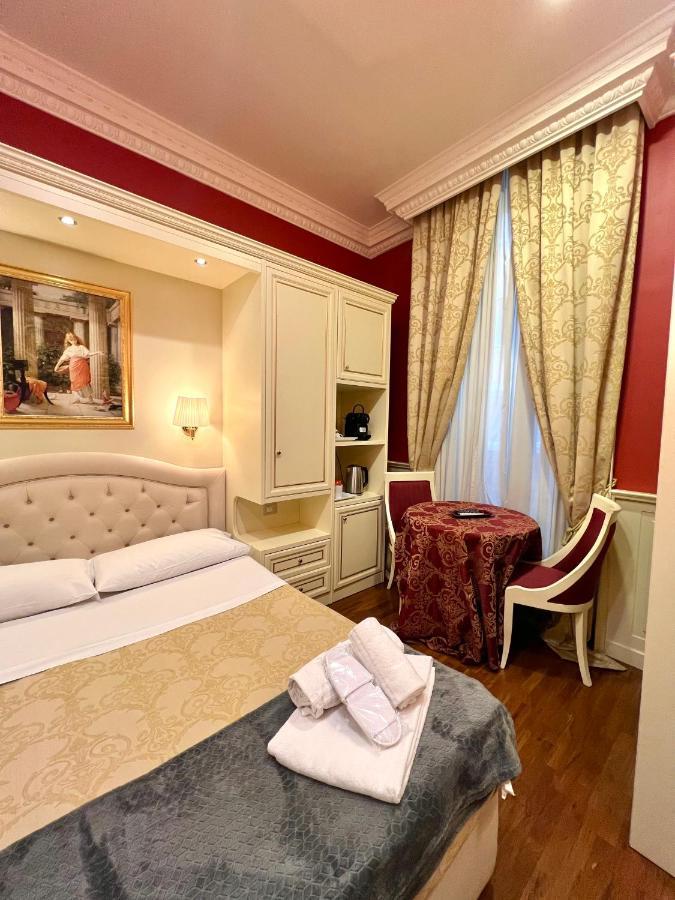 Hotel Dimora Frattina à Rome Extérieur photo